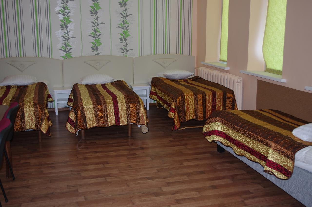 Hotel Vaivorykste Šiauliai Exteriér fotografie